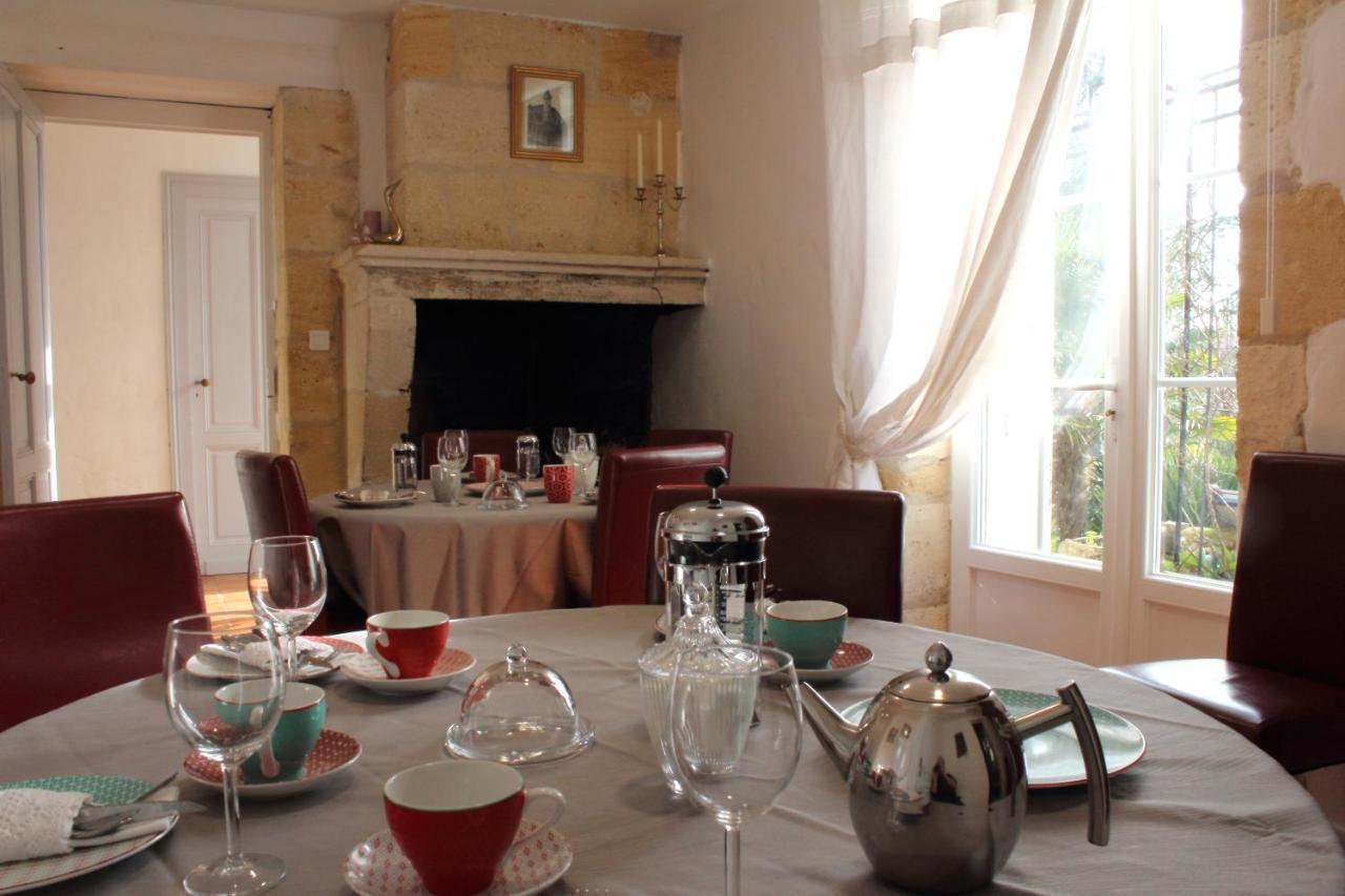 Relais De La Renaissance Bed and Breakfast Saint-Michel-de-Montaigne Buitenkant foto