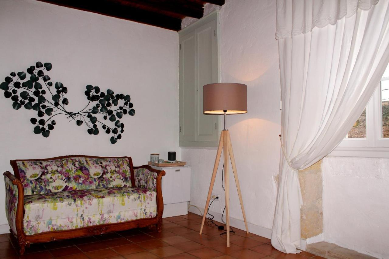 Relais De La Renaissance Bed and Breakfast Saint-Michel-de-Montaigne Buitenkant foto