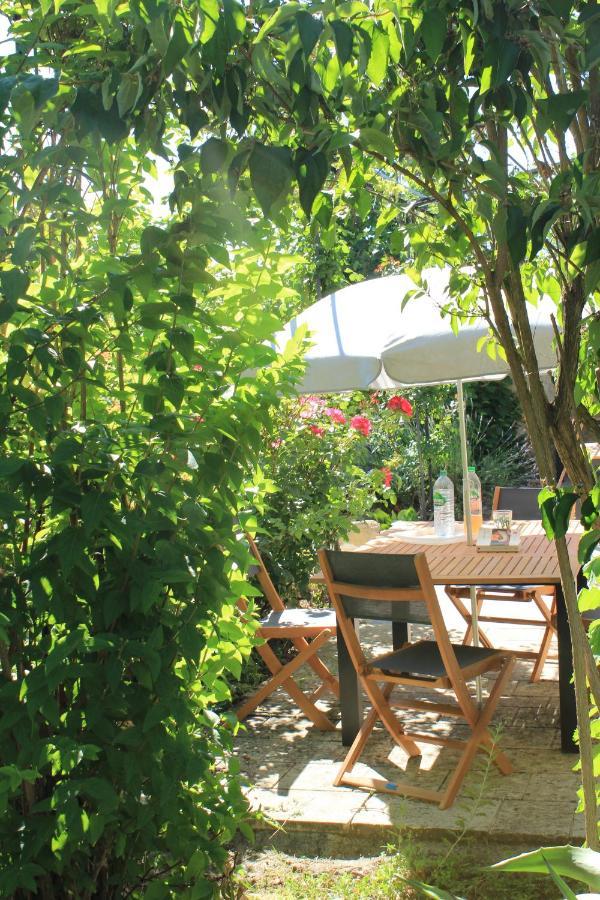 Relais De La Renaissance Bed and Breakfast Saint-Michel-de-Montaigne Buitenkant foto
