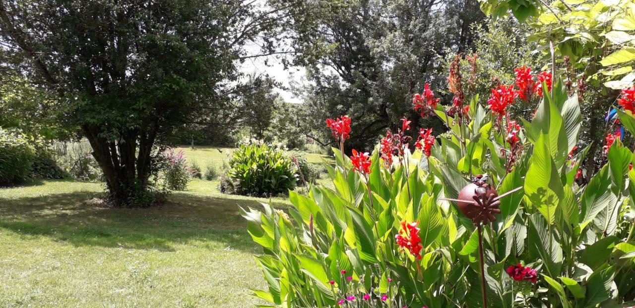 Relais De La Renaissance Bed and Breakfast Saint-Michel-de-Montaigne Buitenkant foto